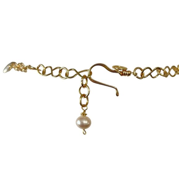 Handmade Pearl and Gold Tone Choker Necklace 8 Point Charm - Picture 10 of 10